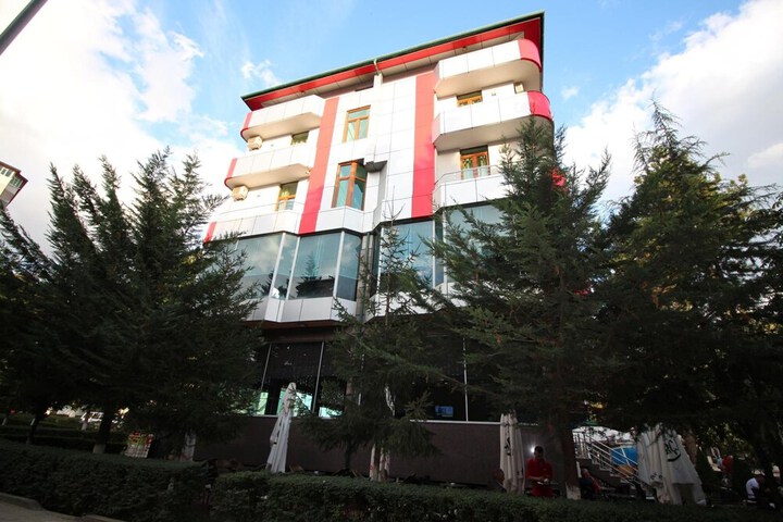 Hotel 64 of 69