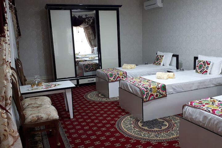 Room 8 of 32