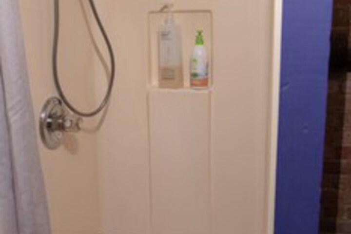 Room 5 of 60