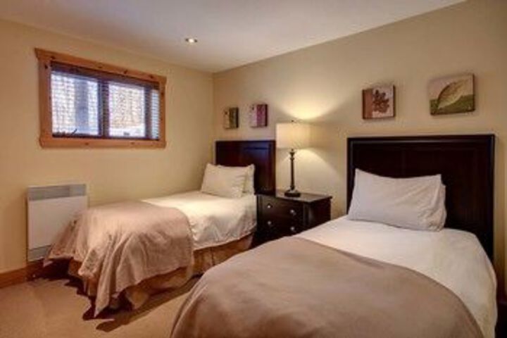Room 14 of 39