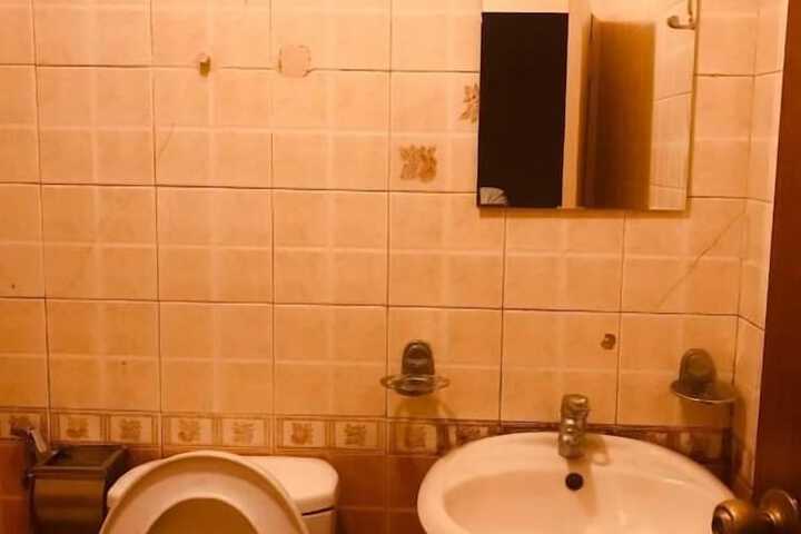 Room 15 of 31