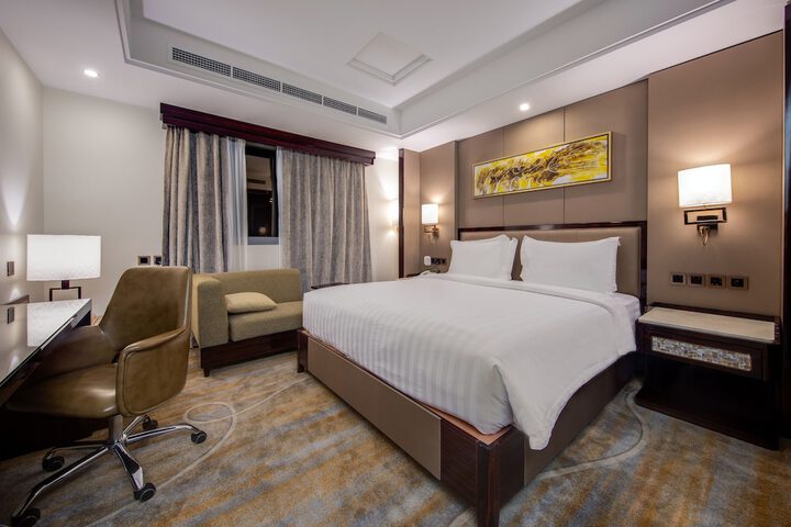 Room 54 of 83