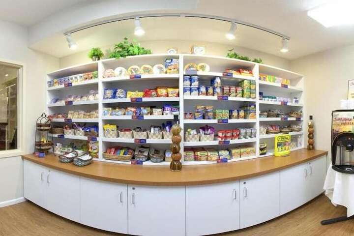 Snack bar