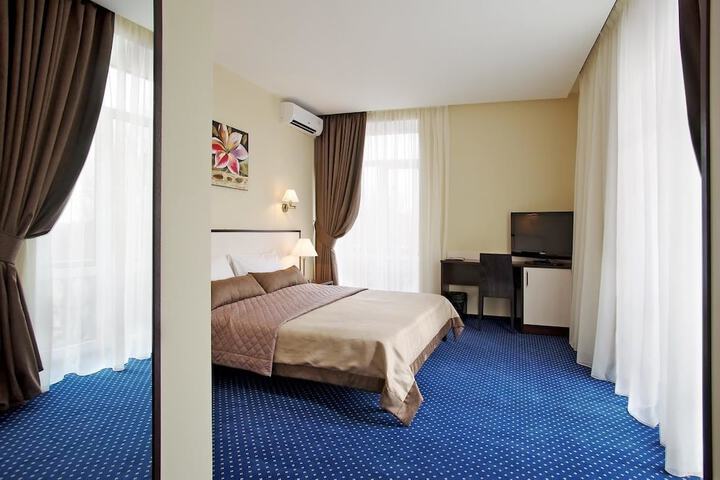 Room 18 of 55
