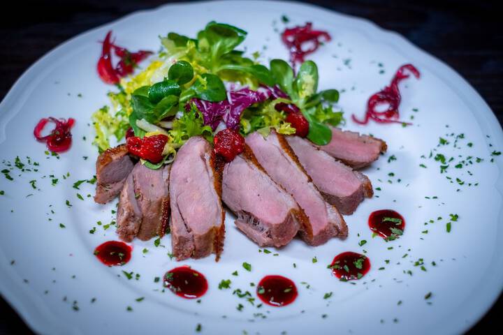 Dining 36 of 71