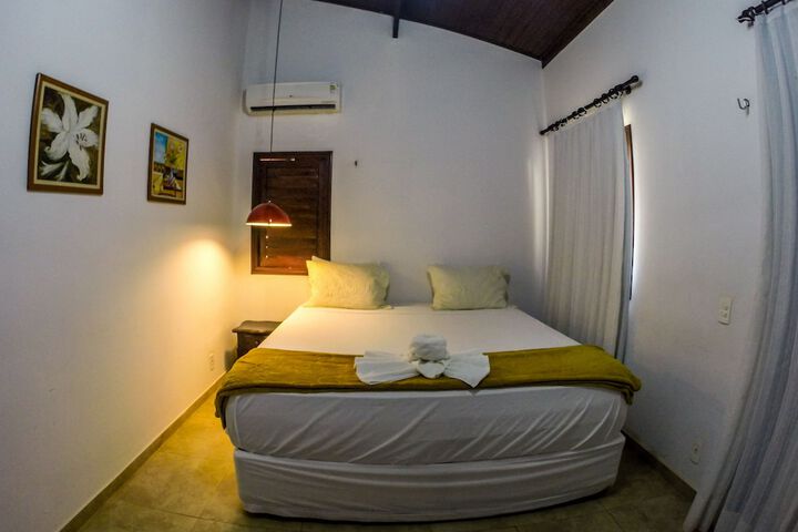 Room 18 of 48