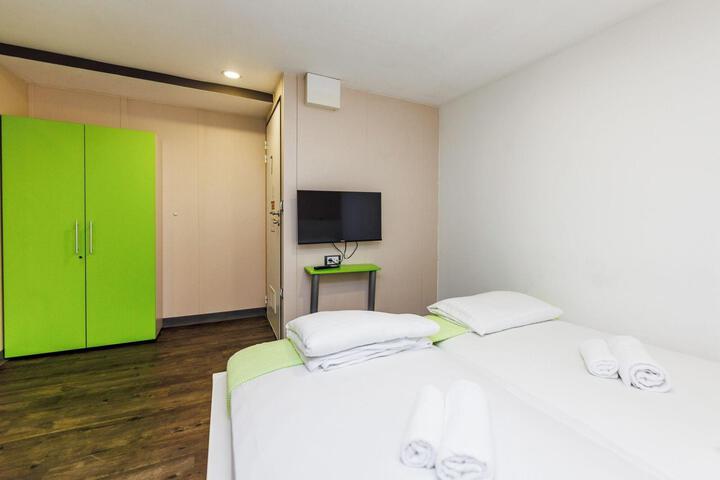 Room 138 of 146