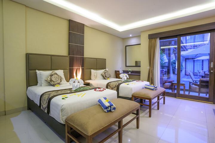 Room 4 of 31