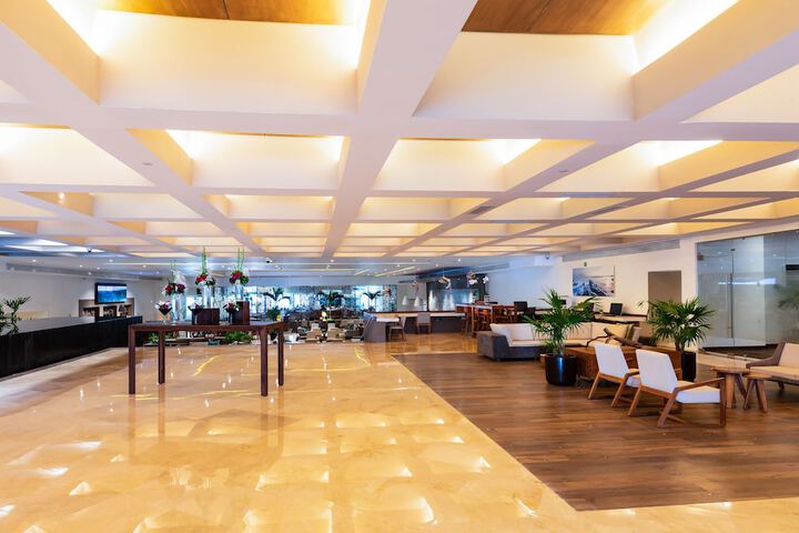 Lobby Photos