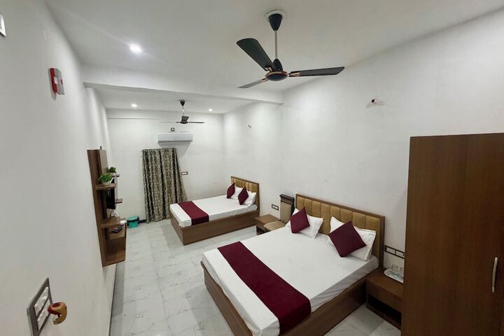 Room 43 of 71