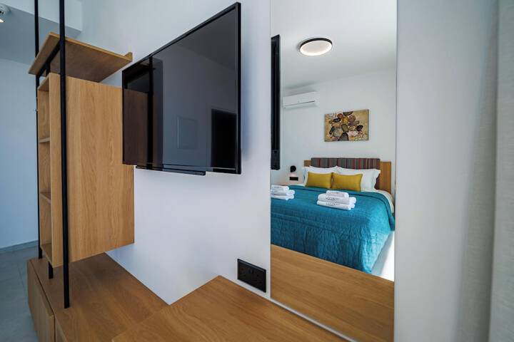 Room 19 of 52