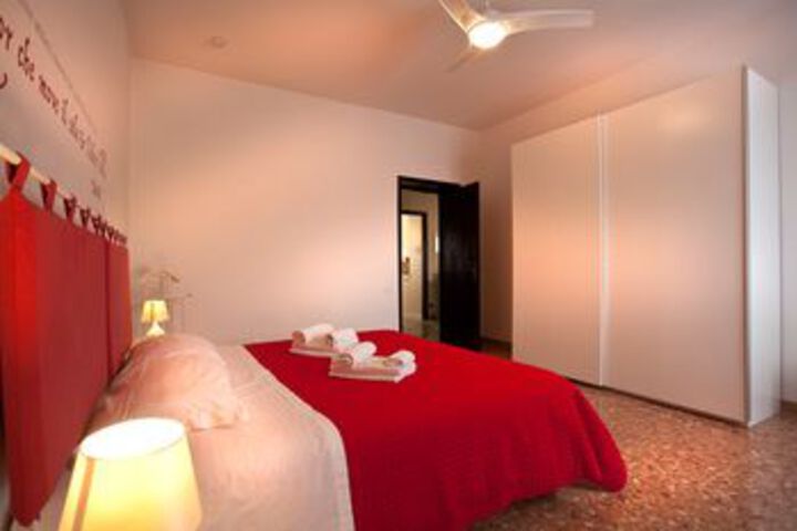 Room 14 of 31