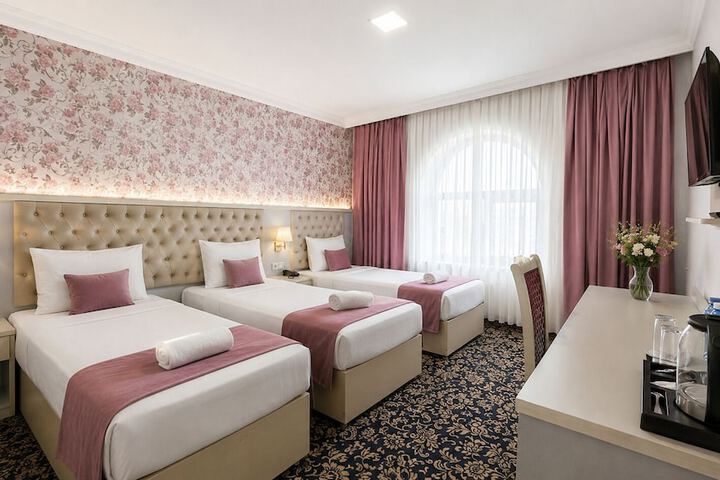Room 42 of 72