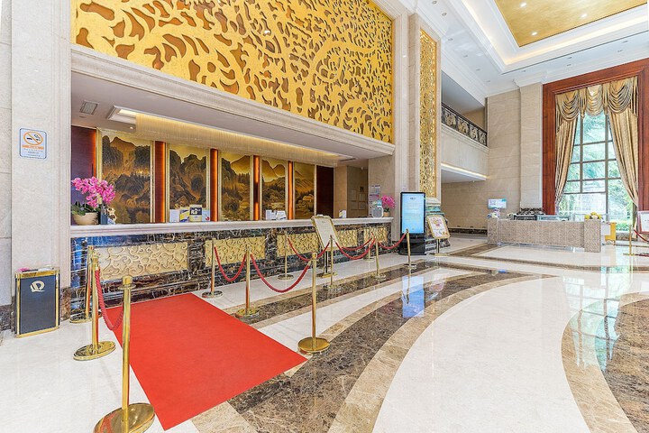 Hotel Interior 11 of 51