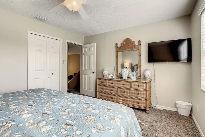 Room 5 of 48