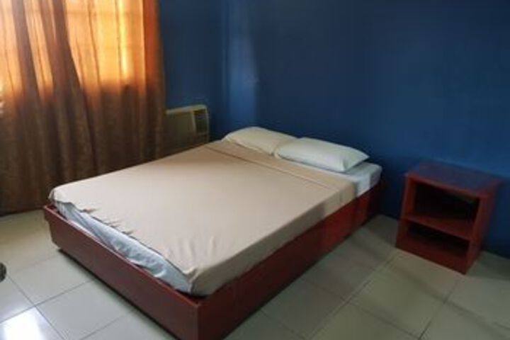 Room 6 of 26