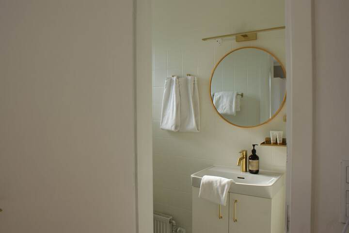 Clean Restrooms