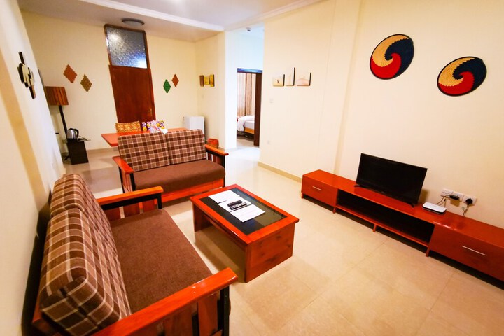 Room 9 of 43
