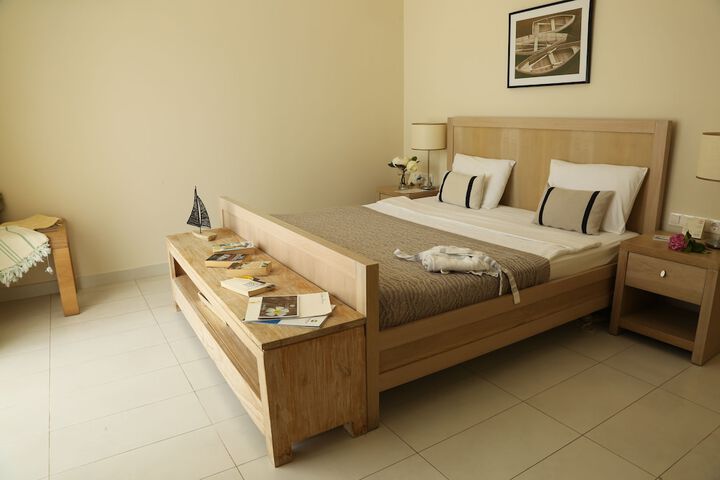 Room 14 of 87