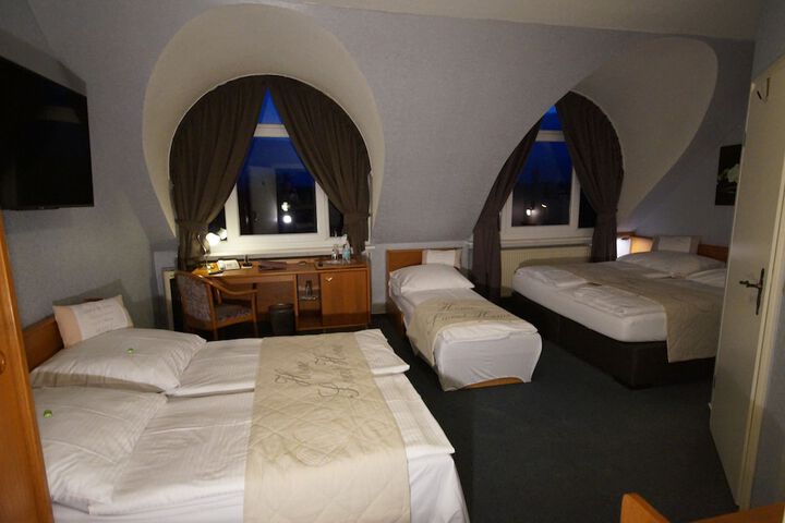 Room 20 of 72