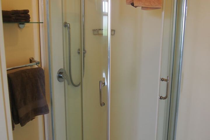 Room 65 of 69