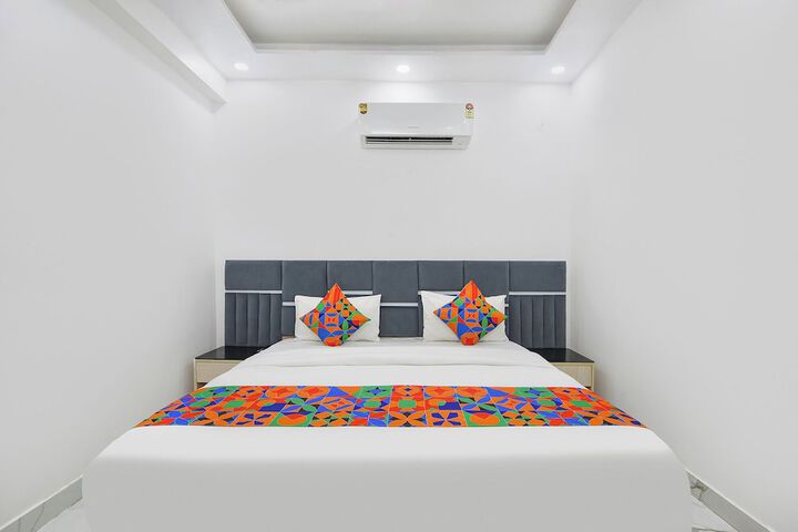 Room 16 of 29