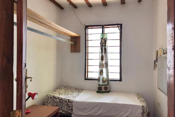 Room 12 of 14