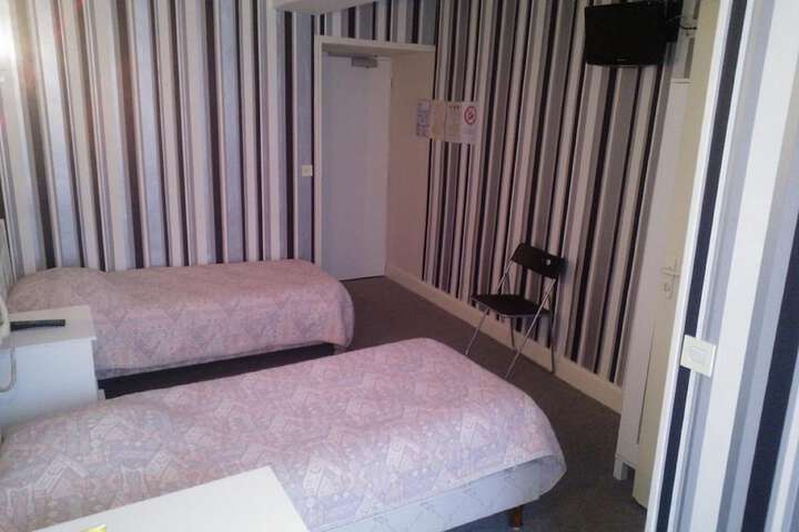 Room 7 of 62