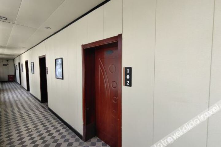 Hotel Interior 21 of 39
