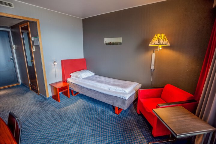 Room 21 of 31