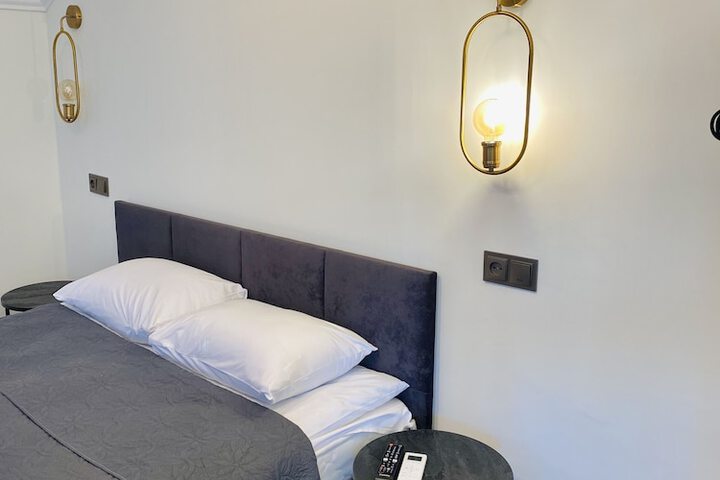 Room 28 of 56