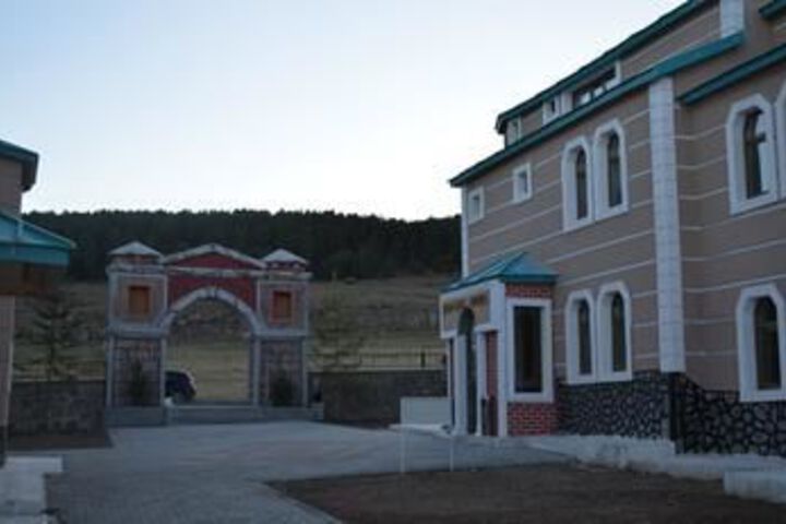 Alpina Konaklari