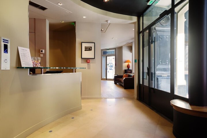 Hotel Lobby