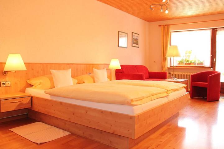 Room 15 of 42