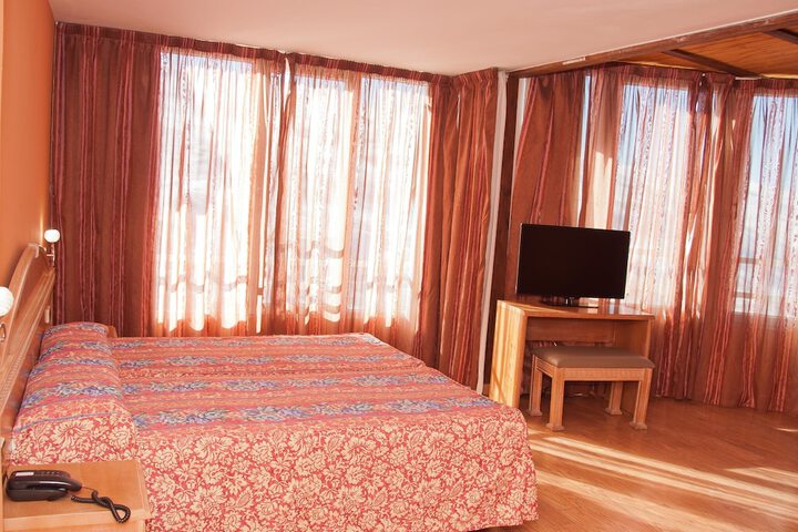 Room 16 of 63