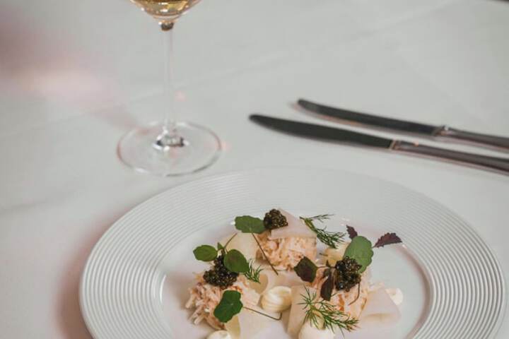 Dining 68 of 122