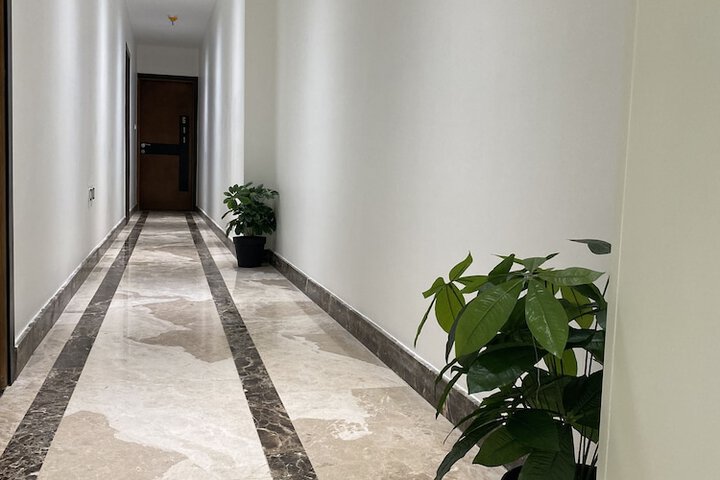 Hotel 2 of 114