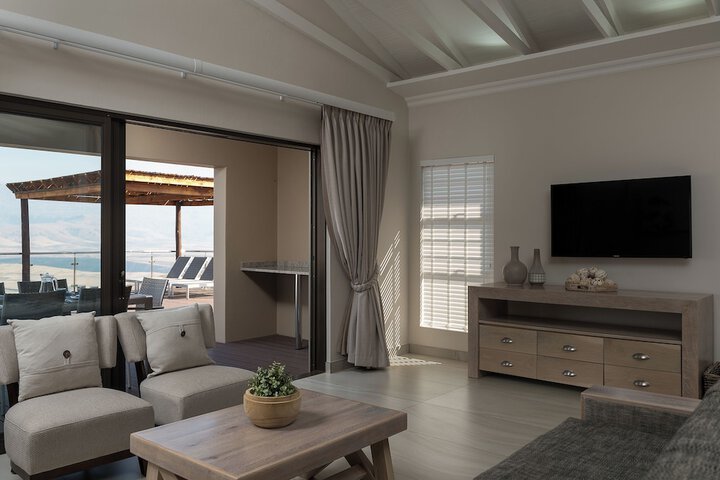 Room 30 of 109