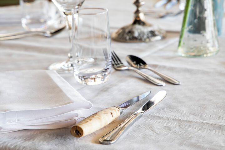 Dining 42 of 63