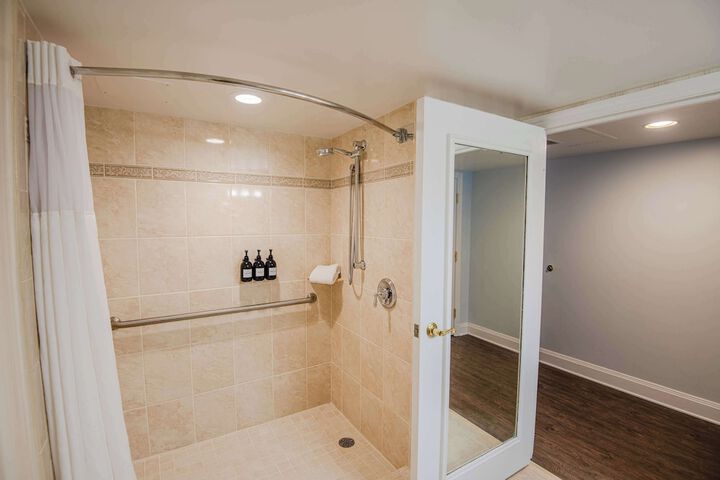 Bathroom shower