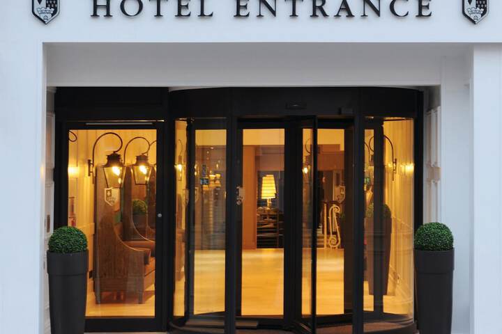 Hotel 38 of 39
