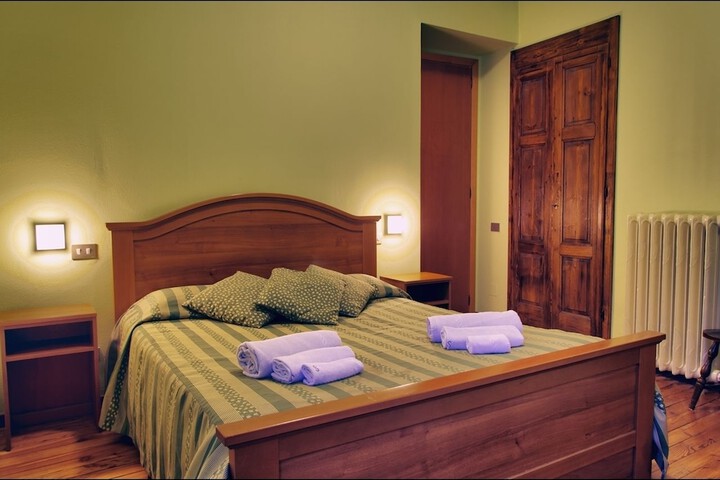 Room 6 of 56