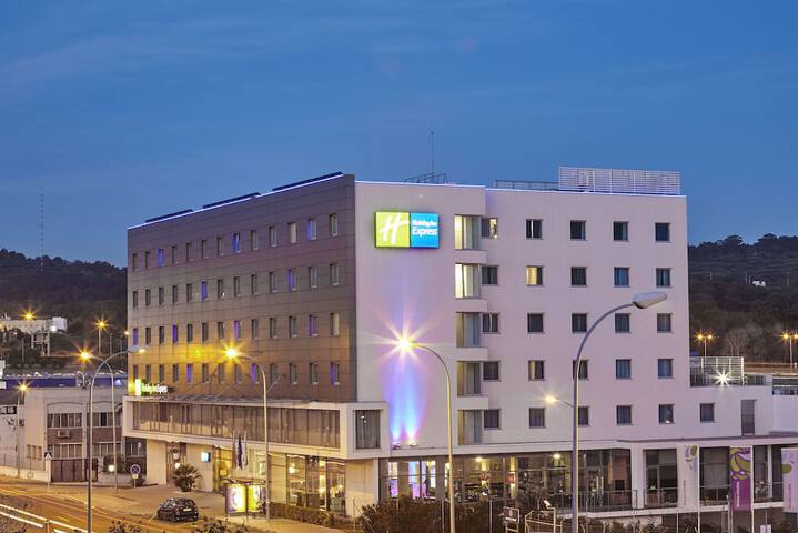 Hotel 42 of 47