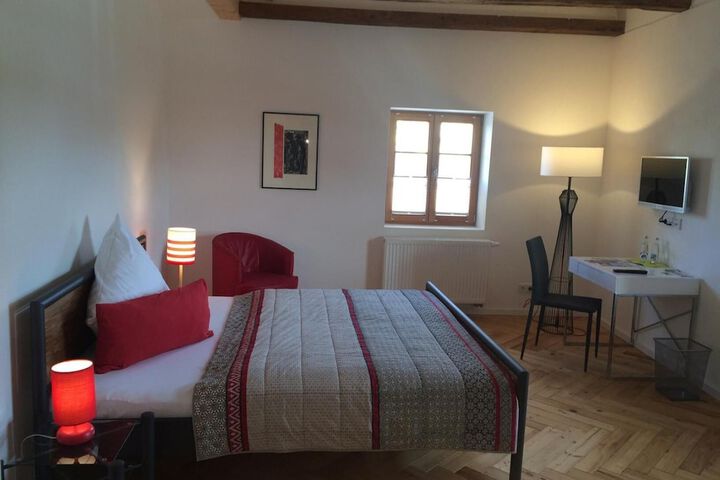 Room 15 of 41
