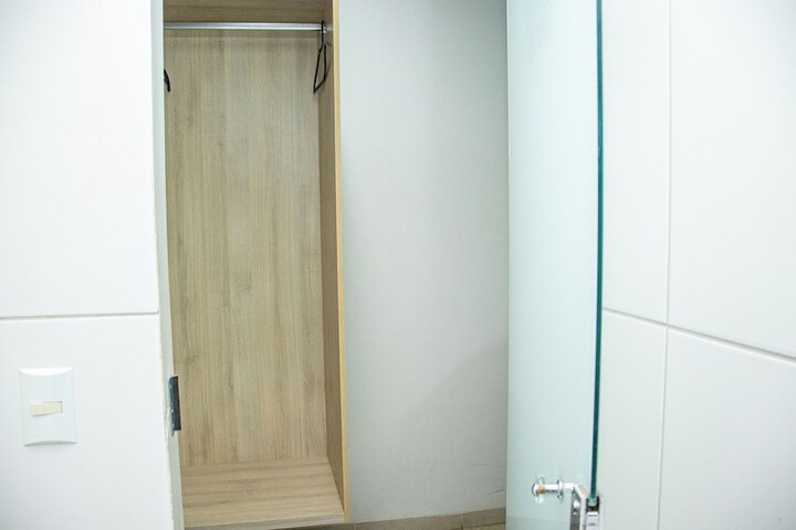 Room 29 of 70