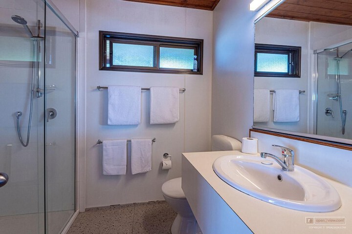 Room 44 of 57
