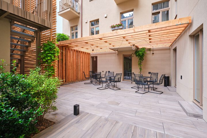 Terrace/Patio 125 of 129