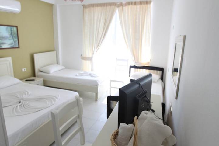 Room 20 of 25