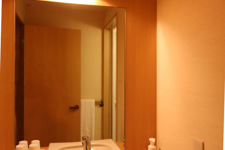 Room 30 of 57