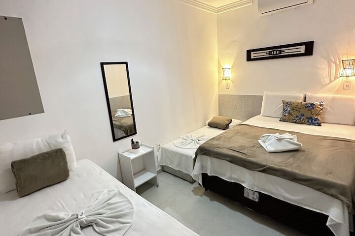 Room 10 of 36